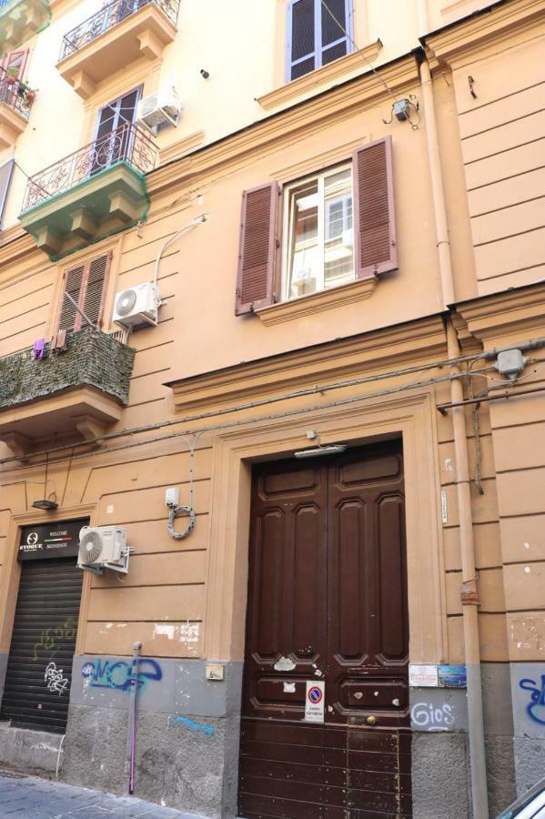 B&B Garibaldi Station Napoli Esterno foto