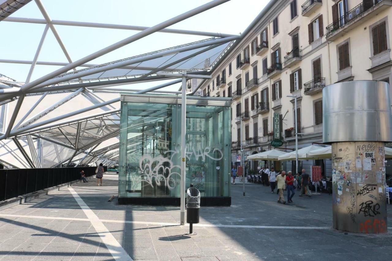 B&B Garibaldi Station Napoli Esterno foto